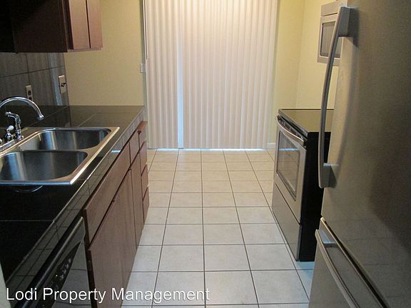 4th image of 445 Almond Dr APT 83