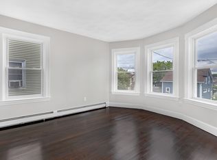 196 Benefit St #3, Pawtucket, RI 02861