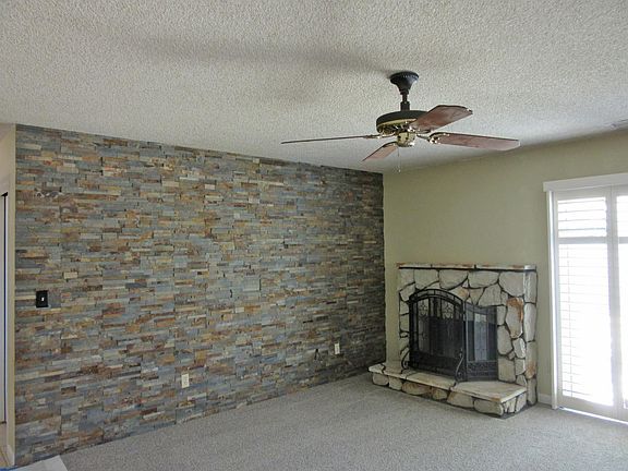 2nd image of 3733 Longbridge Dr