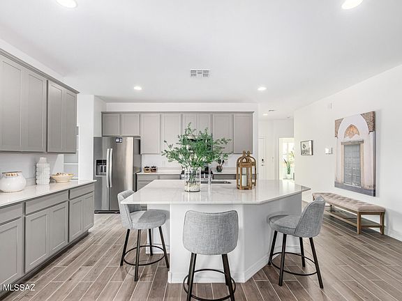 5th image of 5447 W Summer View Dr