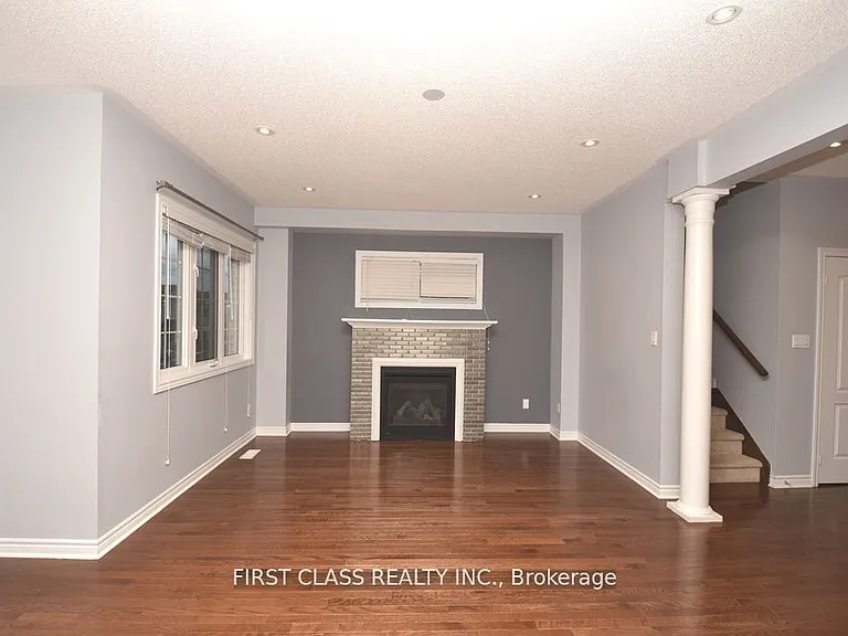 1542 Bruny Ave #UPPER — Photo 8