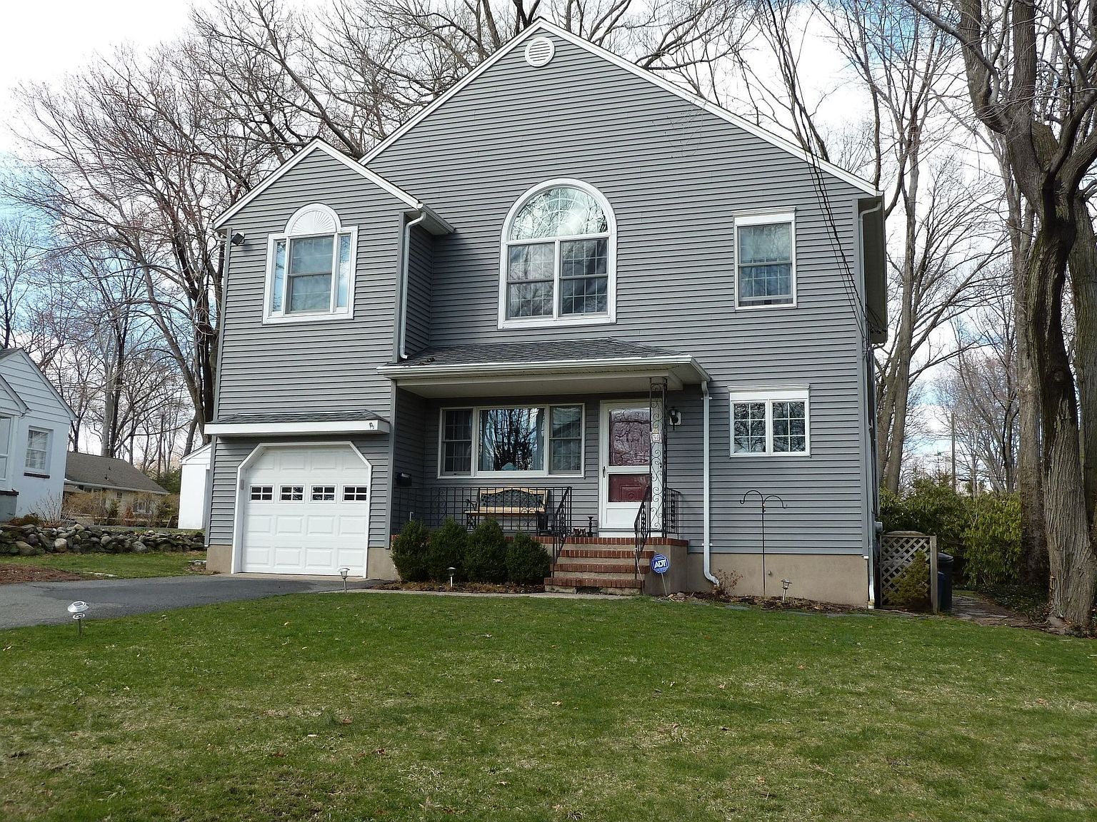 54 Colgate Ave, Wyckoff, NJ 07481 Zillow