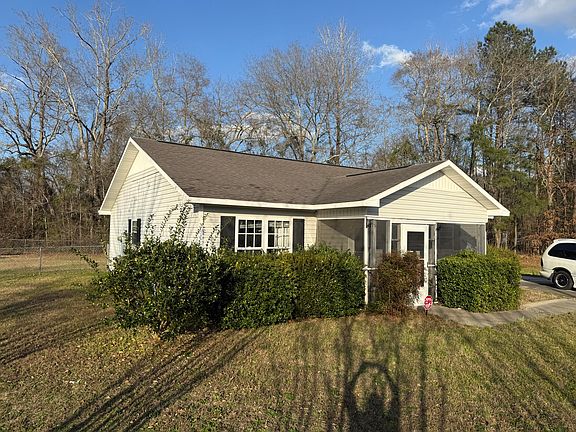 4th image of 60 Habitat Ct