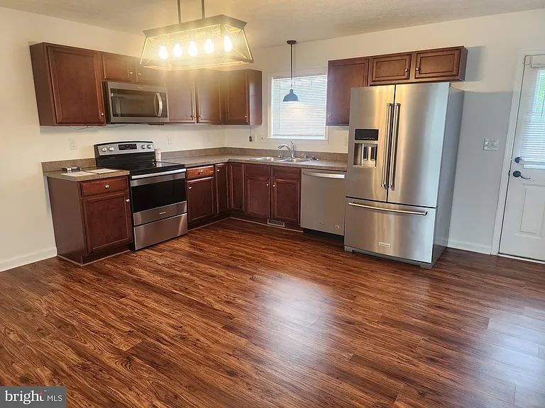 227 Tather Dr — Photo 6