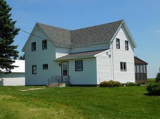 15878 115th St, Cresco, IA 52136