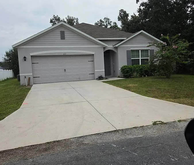 213 Churchill Ct — Photo 1