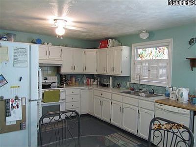 4th image of 16604 Glenda Way