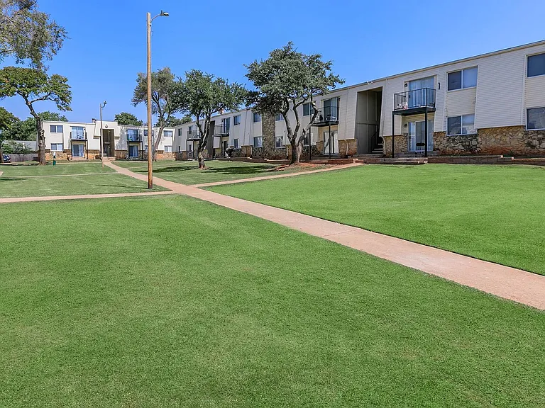 $500 FREE! PET FRIENDLY! APPLY ONLINE! — Photo 3