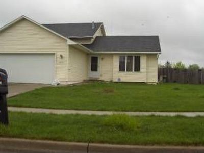 2800 Shadow Creek Ln, Des Moines, IA, 50320
