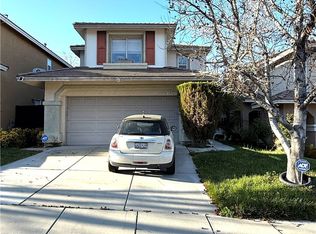 19327 Ackerman Ave, Santa Clarita, CA