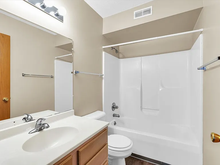 1-6 Rainbow Cir — Photo 35