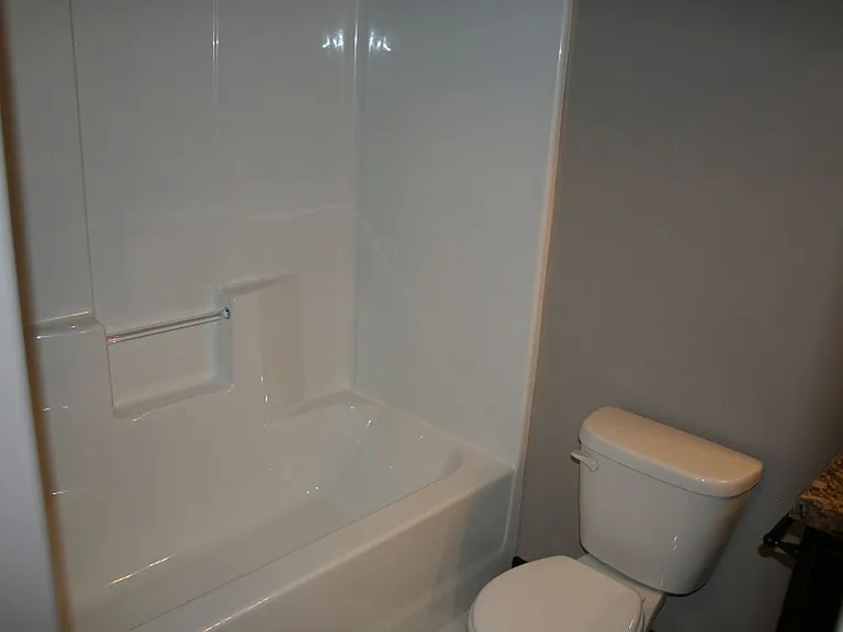 2282 Gallatin Green — Photo 5