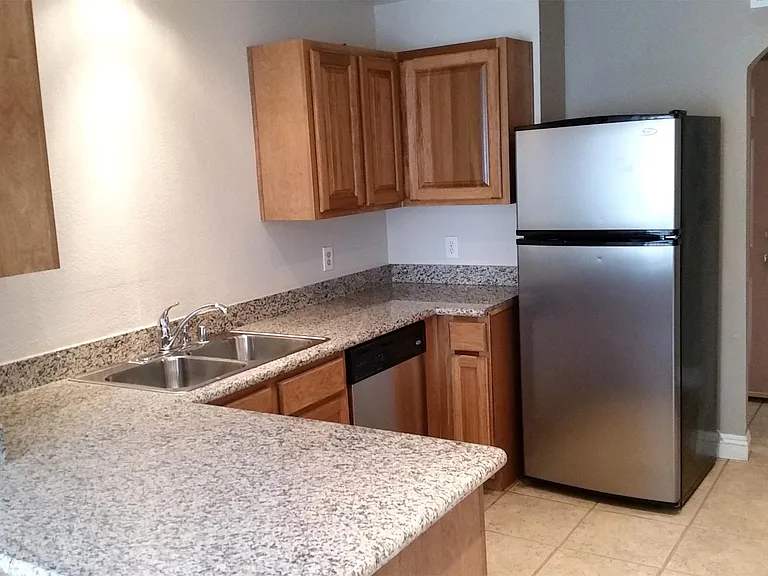 6500 W Lake Mead Boulevardbuilding #A3 — Photo 13