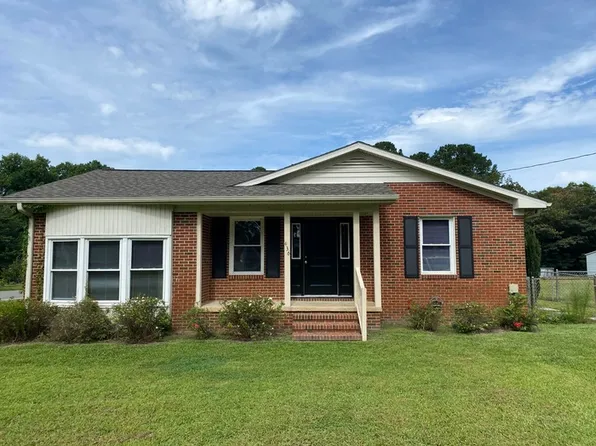 436 Sandhill Dr, Goldsboro, NC 27530