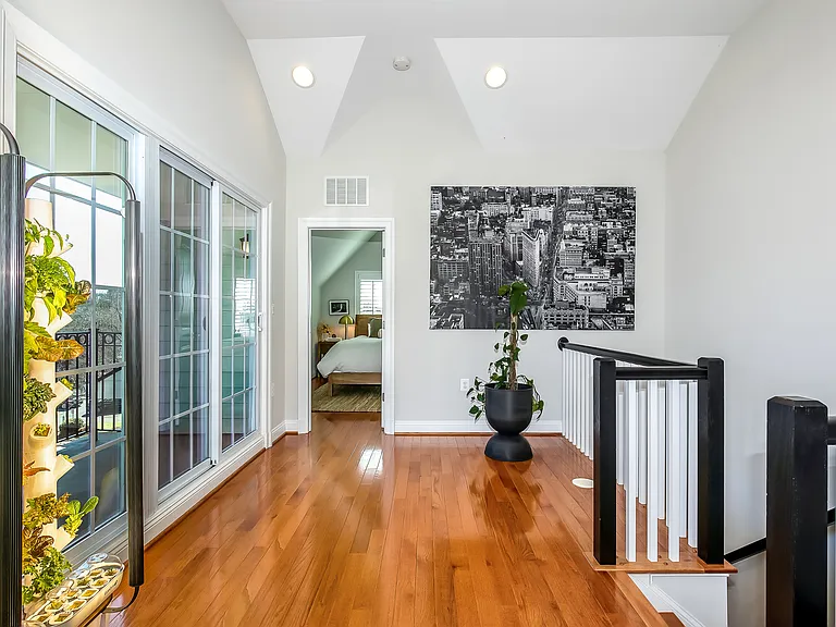 800 N Wakefield St — Photo 18