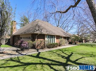 909 51st St, West Des Moines, IA 50265