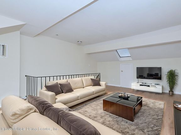 5th image of 80 Dinsmore St APT F