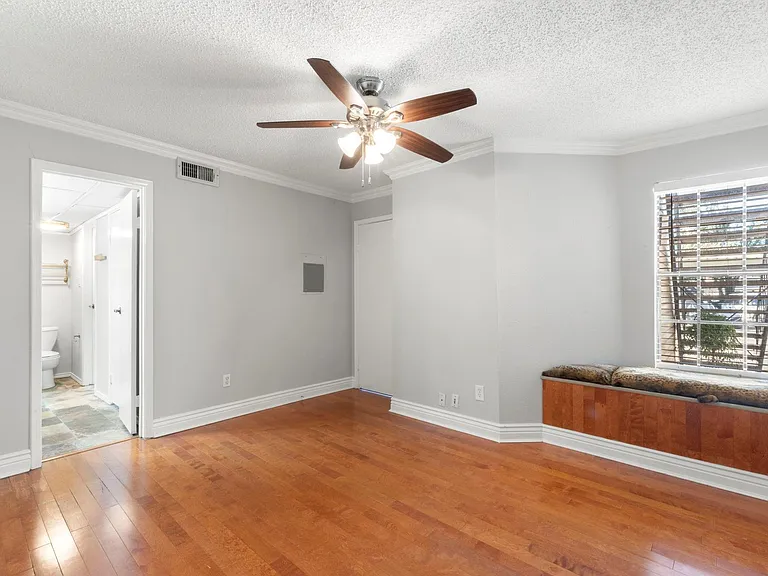 2750 Holly Hall St #901 — Photo 26