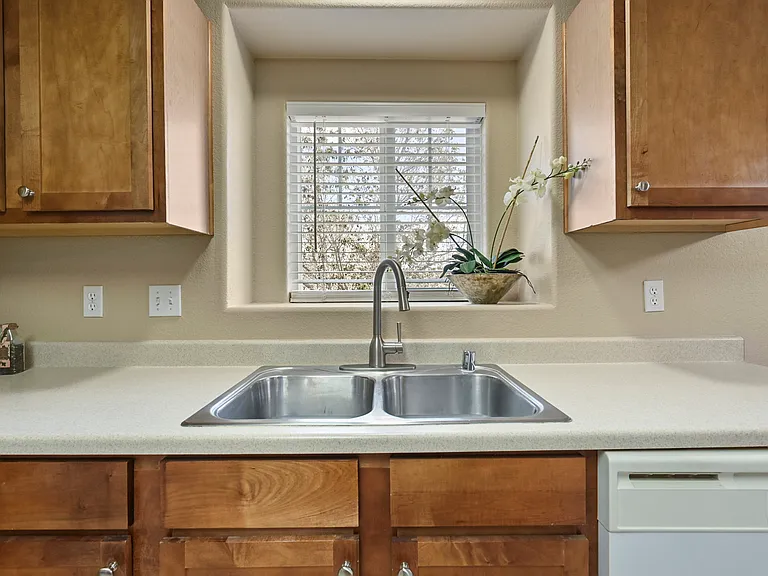 7045 Ash Creek Hts #202 — Photo 8