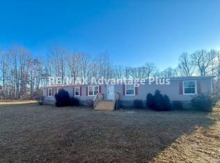 41 Dogwood Ln, Farmville, VA 23901