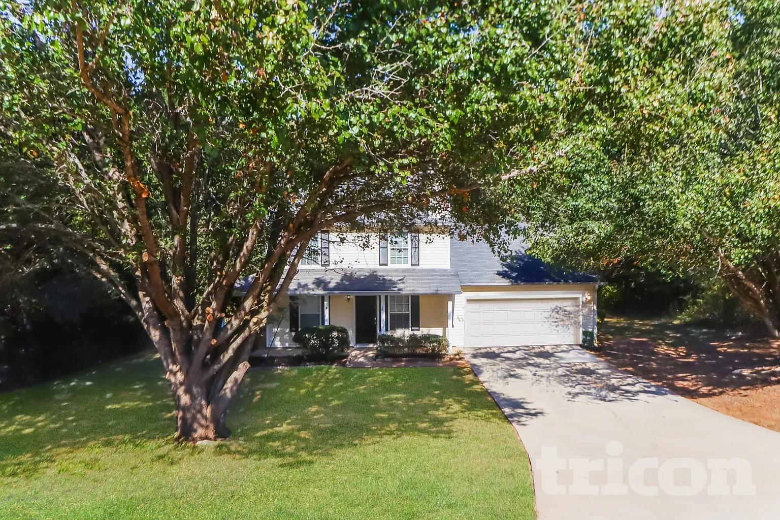 1124 Patriot Cir photo 1