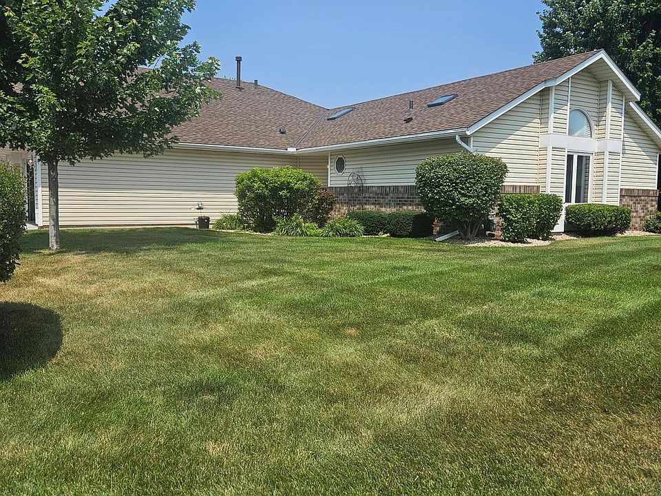 1st image of 9222 Yorkshire Ln