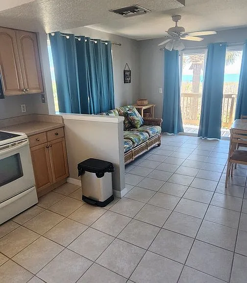 8208 Presidential Ct — Photo 14