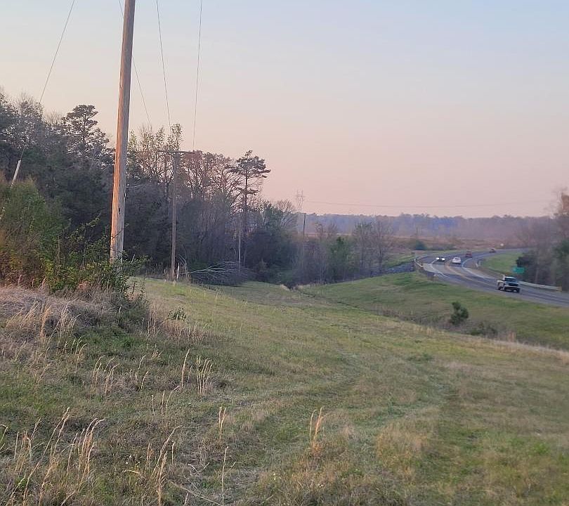 1st image of Monroe Dr