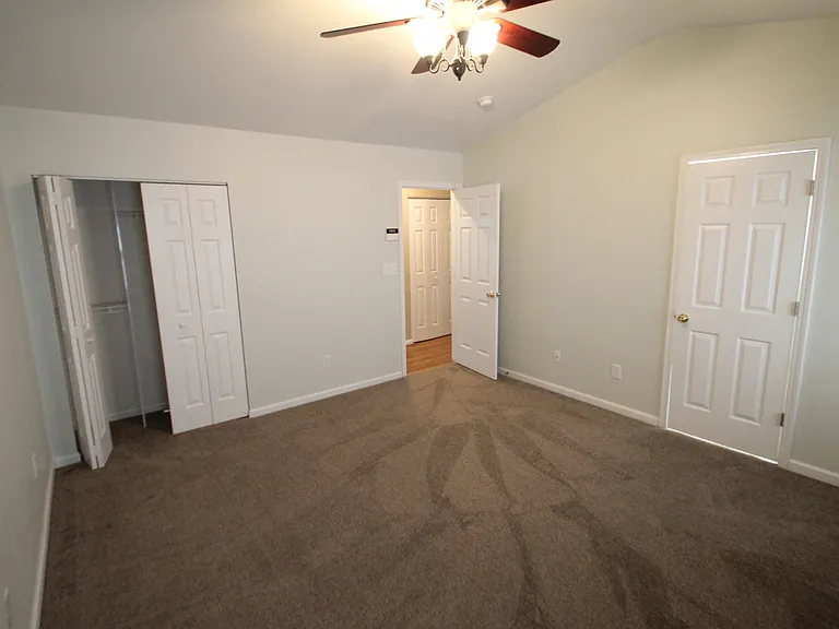 583 Stonehenge Dr — Photo 21
