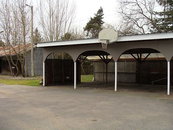 4th image of 279 E Cotati Ave