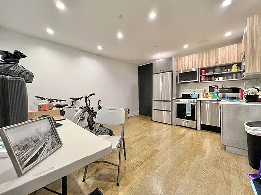 Rented by Doorway NYC, LLC | media 14