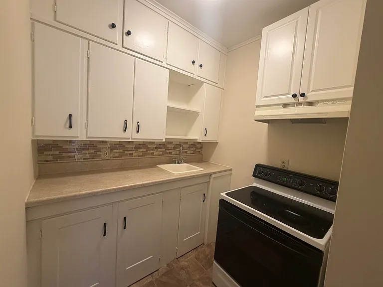 97 Bridge St #95 — Photo 6