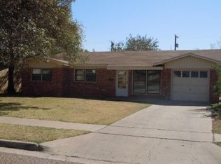 2207 37th St, Lubbock, TX 79412