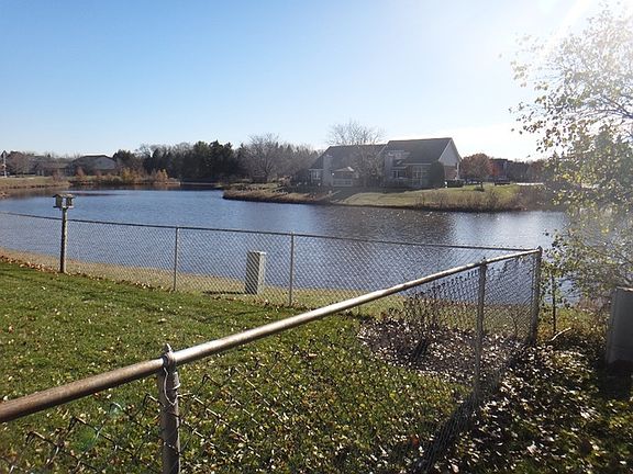 5th image of 8133 Uxbridge Dr