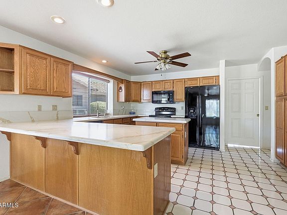4th image of 5472 S FEATHER BUSH Court
