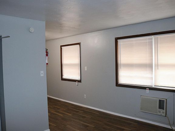 4th image of 131 Holston Ct APT 4