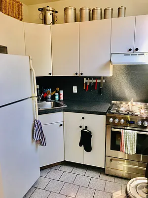 Rented by Carroll Gardens Realty | media 11