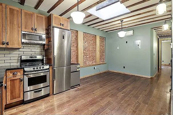 1st image of 187 Montrose Ave #3L