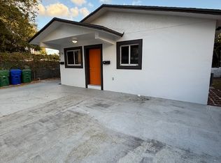 576 NE 70th St, Miami, FL 33138