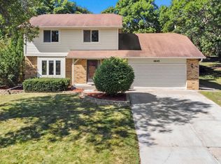 4645 Orchid Ln N, Plymouth, MN 55446