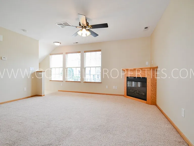 15221 Alpine Dr — Photo 6