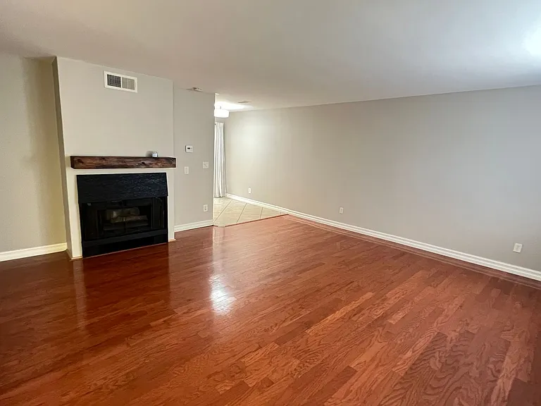 400 S Flower St #135 — Photo 6