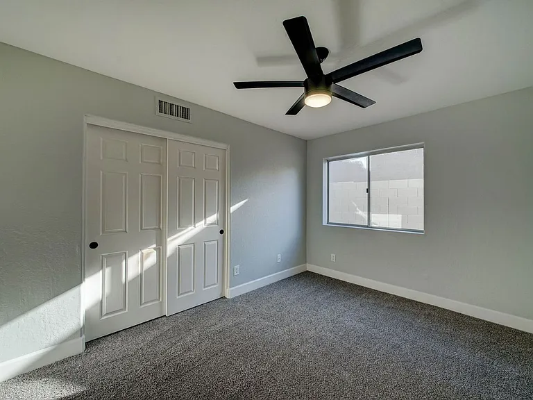 8940 E Palm Ridge Dr — Photo 17