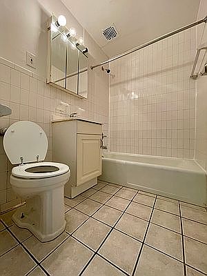 5th image of 268 W 84th St APT 2B