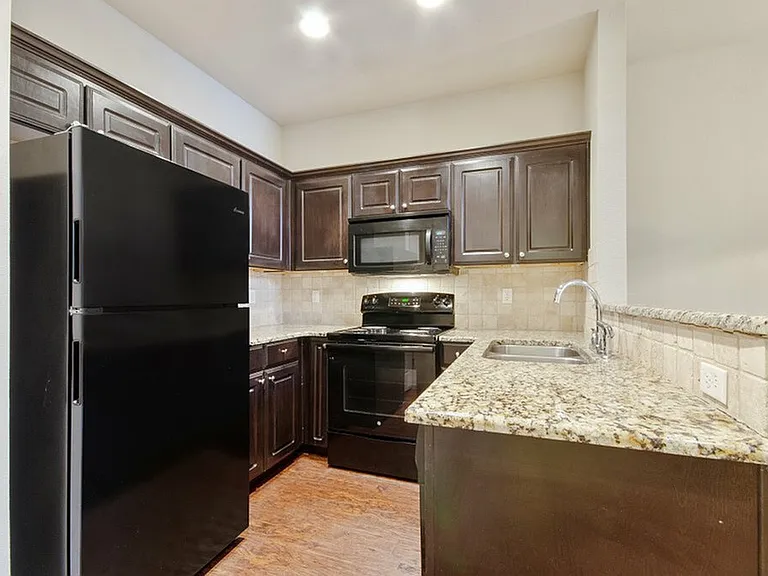 Tinsley Place — Photo 22