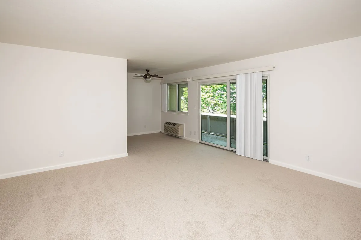 Building Photo - 936 Kiely Blvd #D
