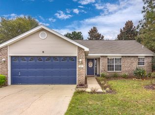 421 Whirlaway Ct, Crestview, FL 32539