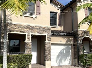 25182 SW 115th Ave, Homestead, FL 33032