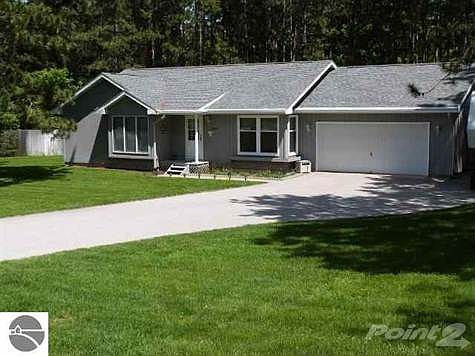 1st image of 20633 Red Oak Dr