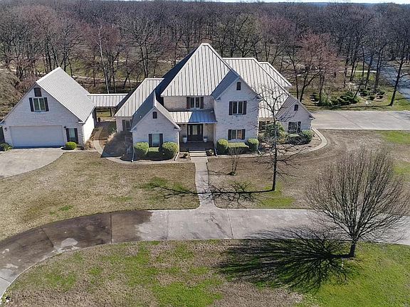 3rd image of 271 Private Road 5987
